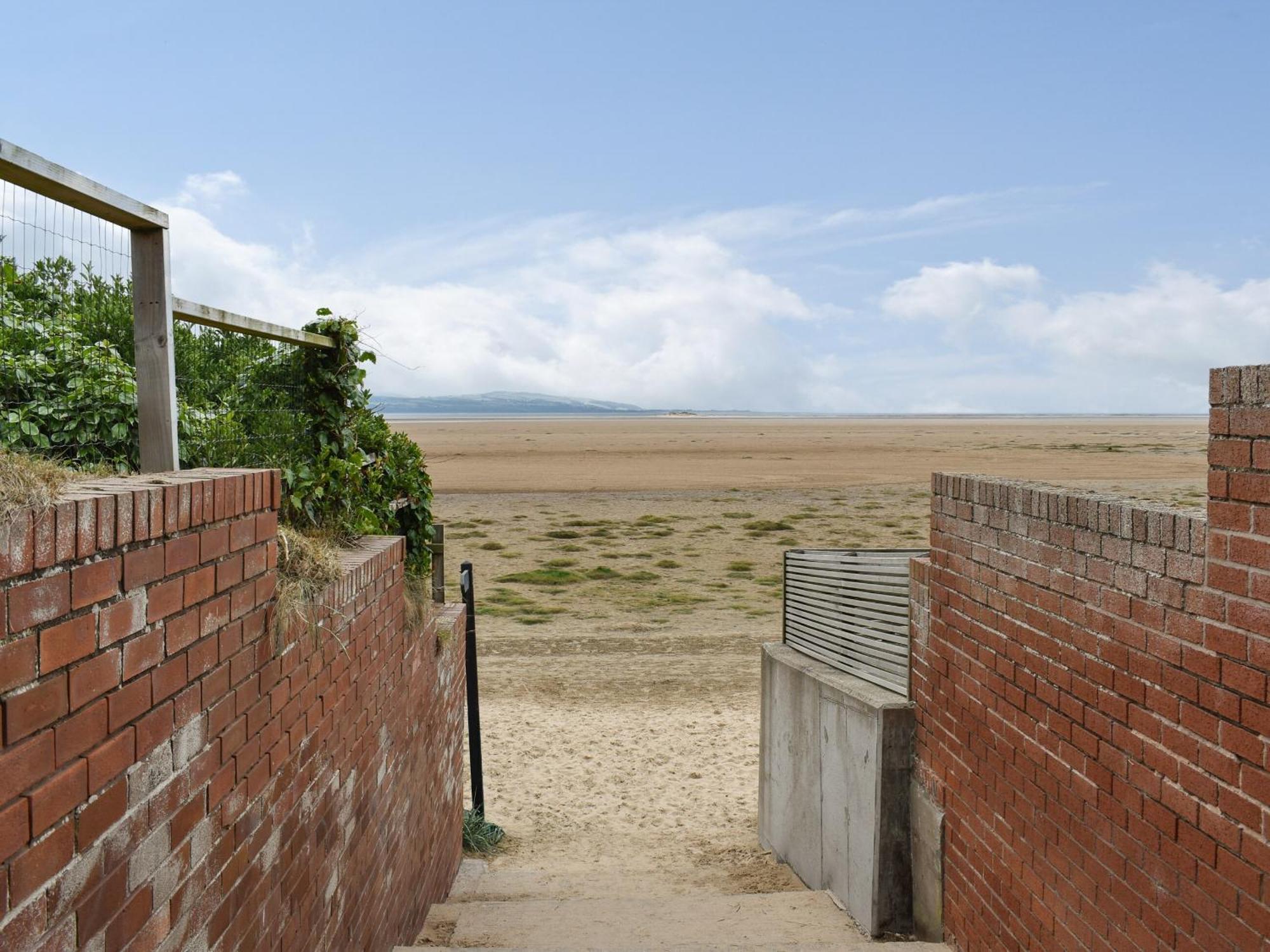 Twelve Villa Wallasey Exterior foto